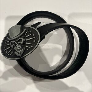Black Leather Belt with Skull and Top Hat Oval Buckle